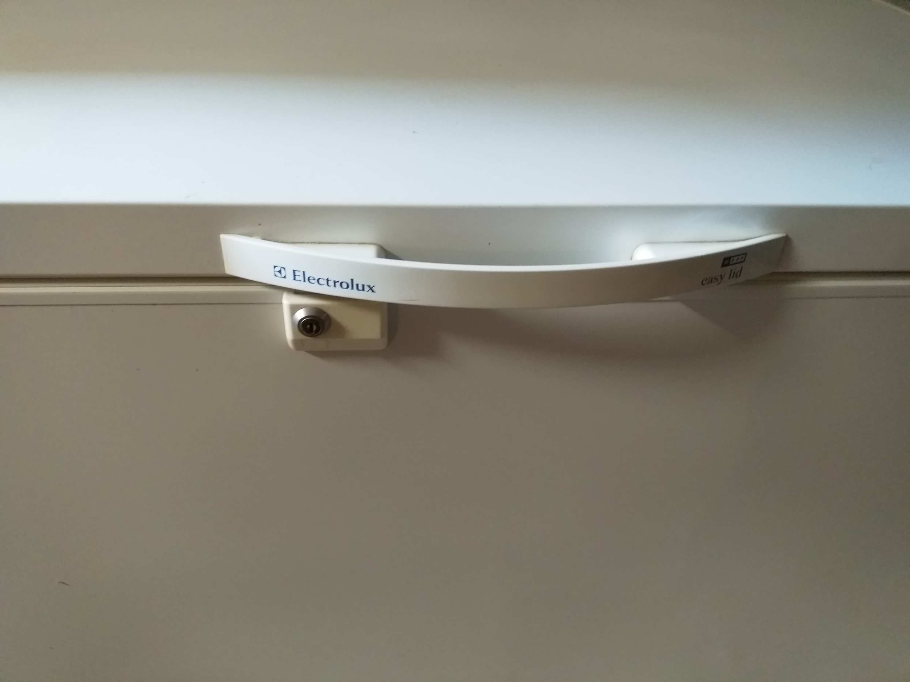 Electrolux Mélyhütő 300liter