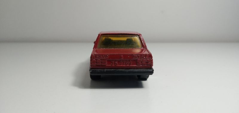 Matchbox Volvo 760