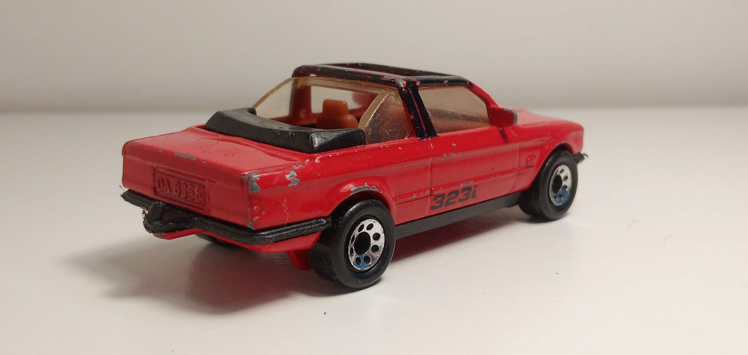 Matchbox BMW 323i Cabriolet