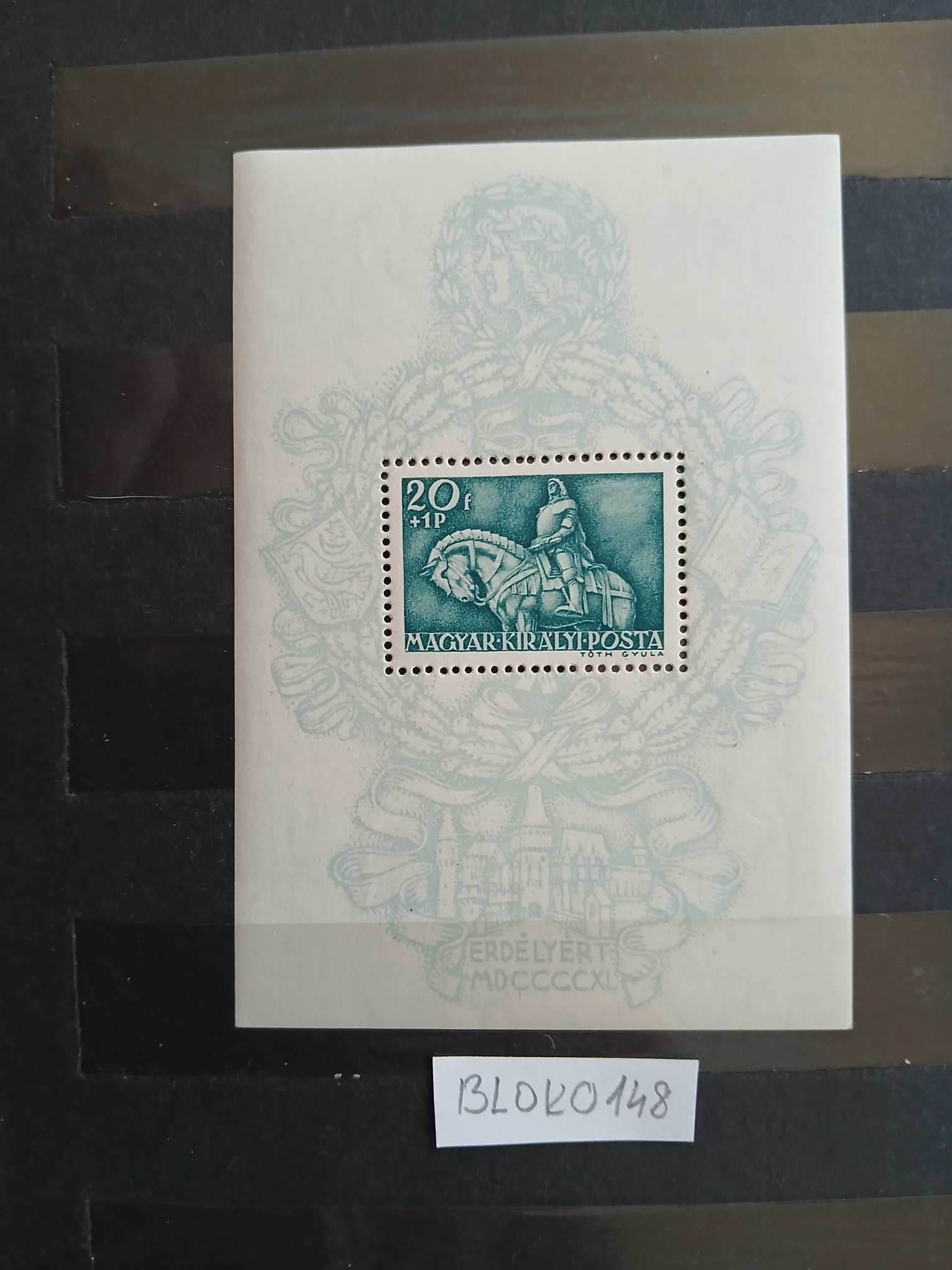 BLOK0148 Magyar bélyeg 1940 672  postatiszta  
