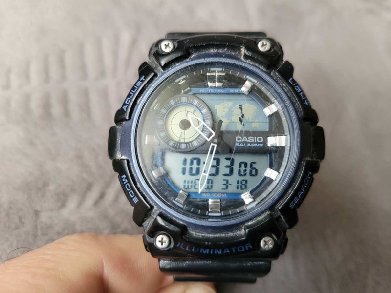 Casio AEQ-200W férfi karóra  5472
