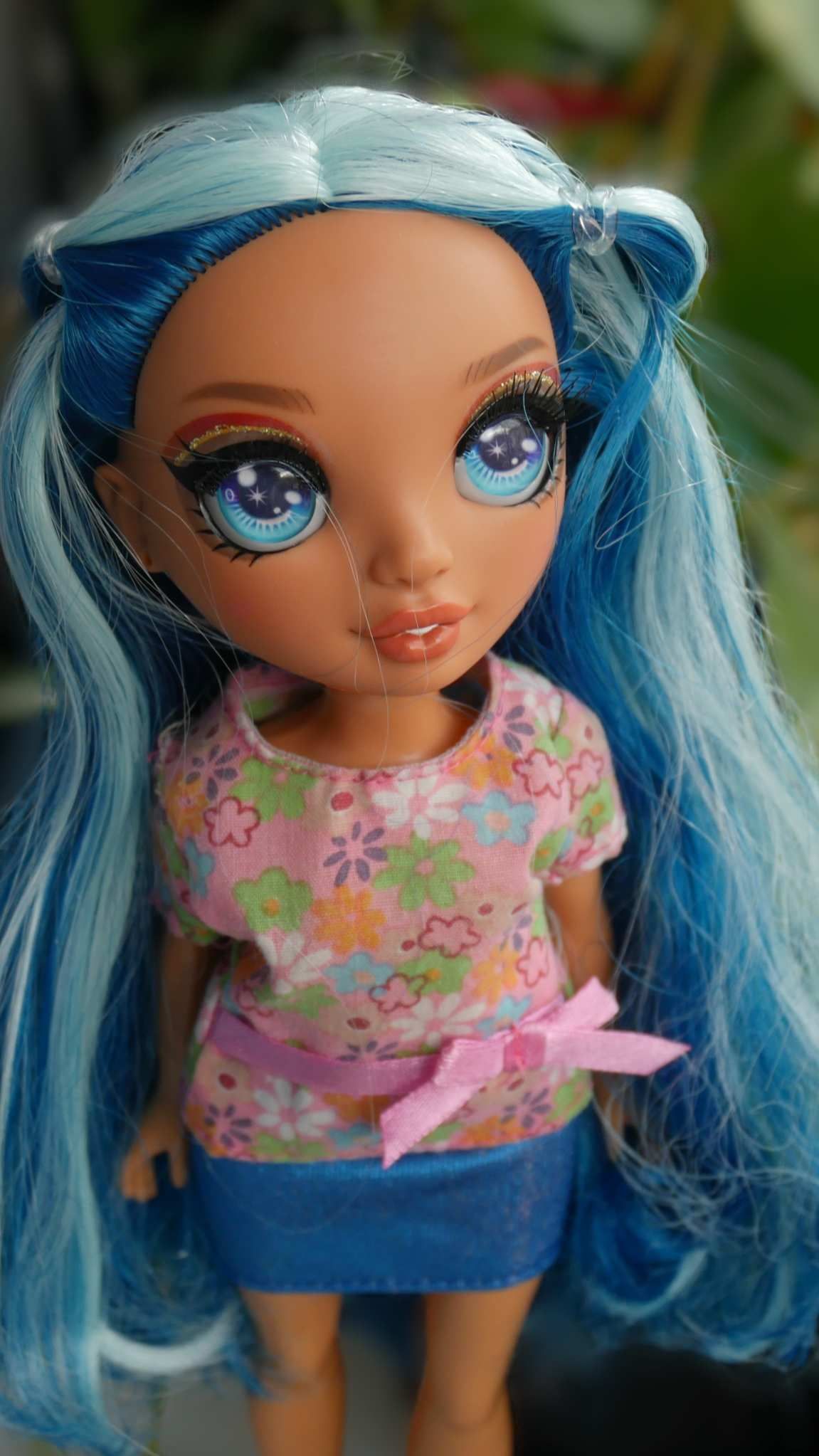 Barbie típusú baba  - Rainbow High