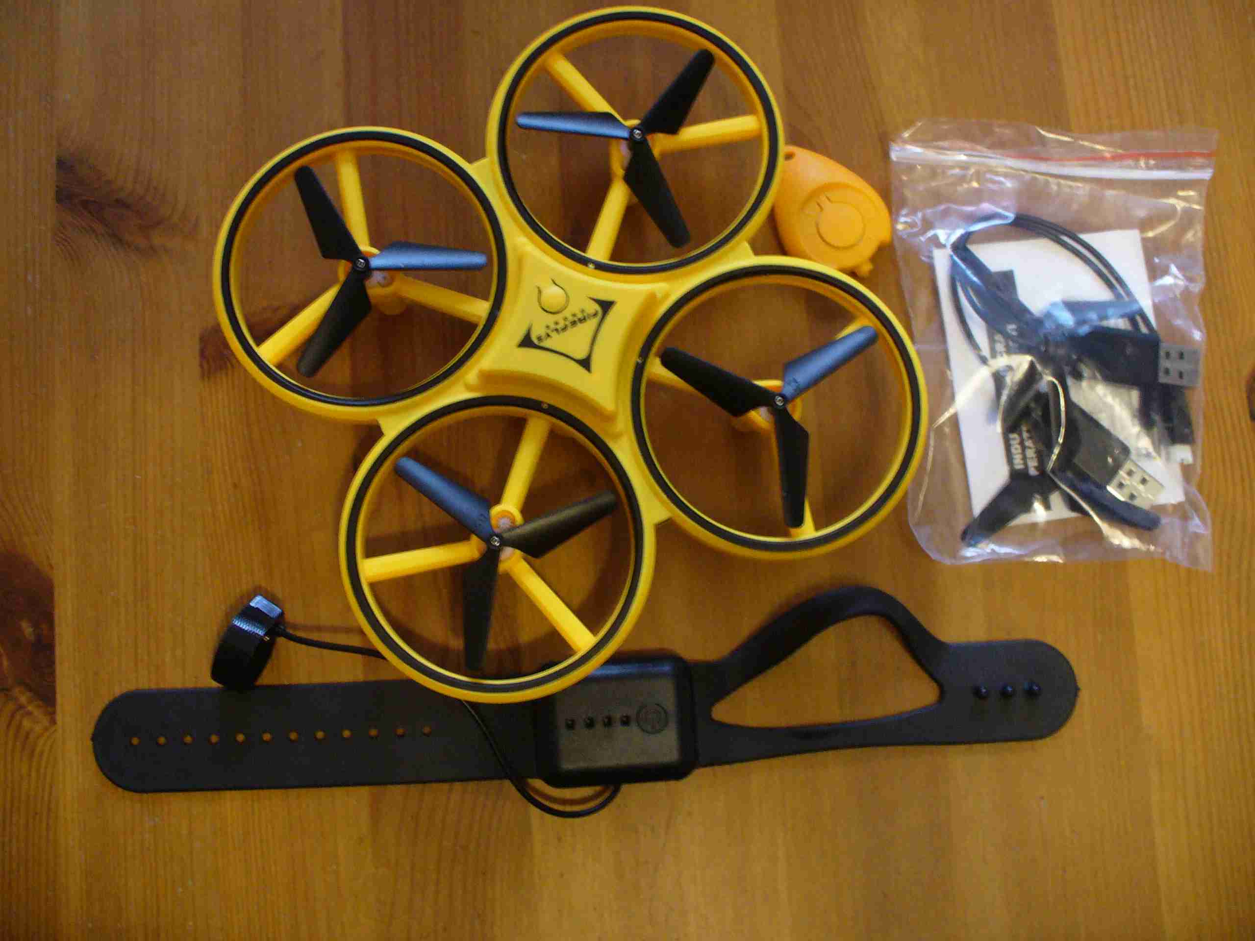 Aerocraft four - axis drón