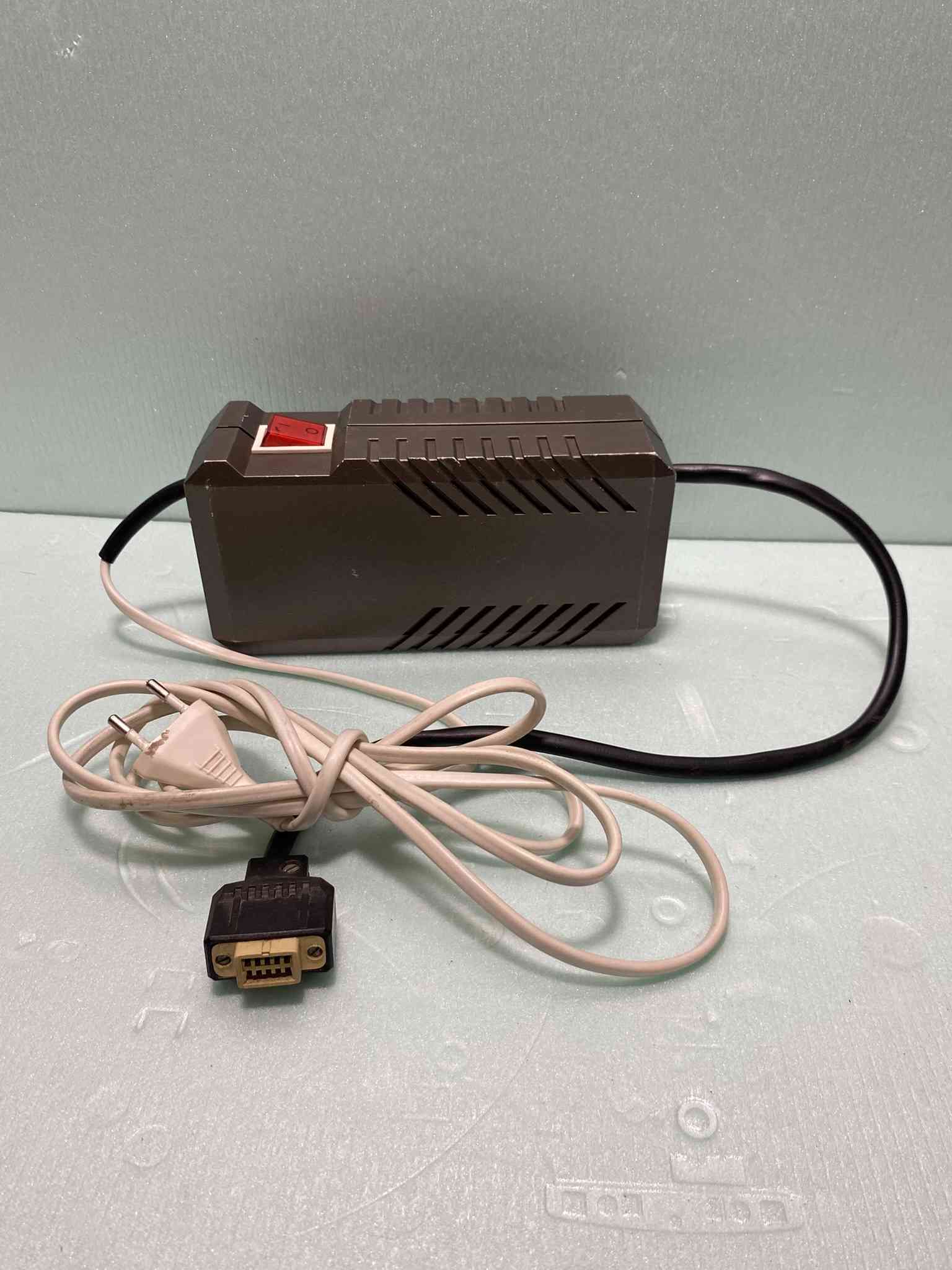 Videoton tv computer táp 1.