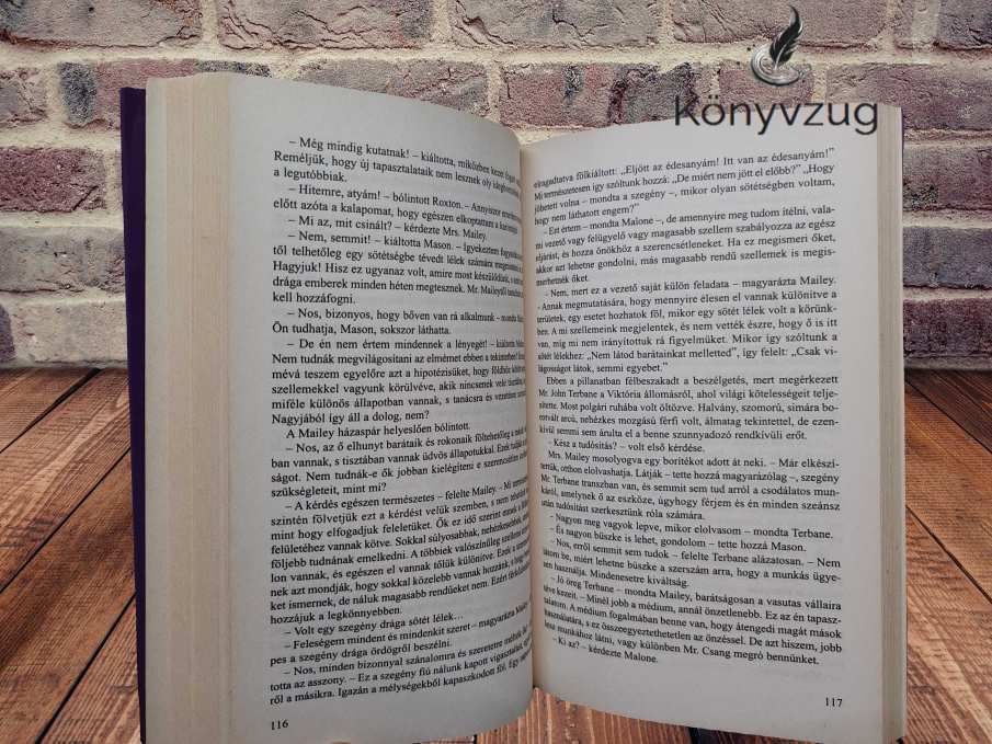 Arthur Conan Doyle - A köd birodalma