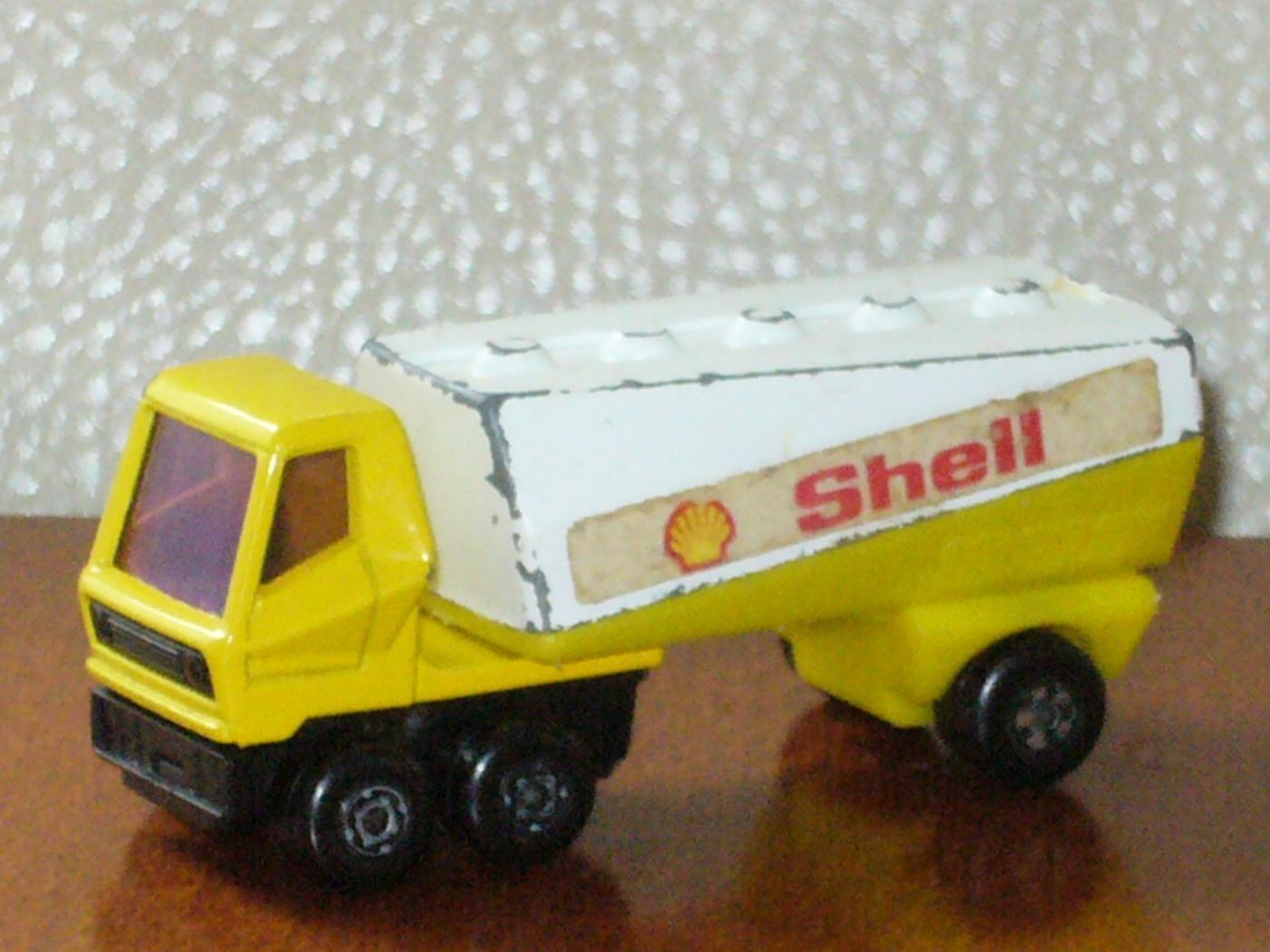 Matchbox Superfast No 63 Freeway Gas Tanker Shell