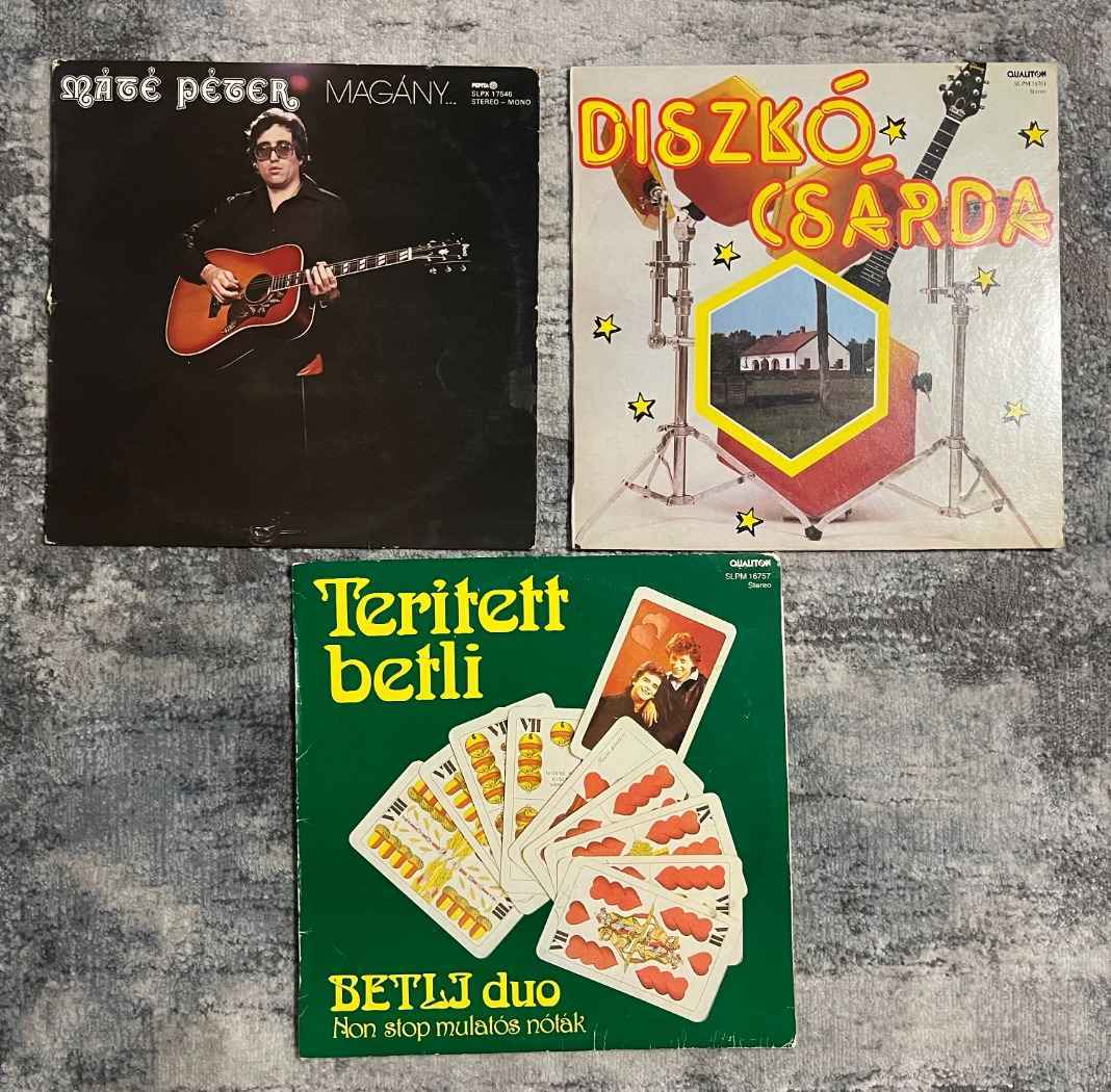 RETRO  BAKELIT HANGLEMEZEK