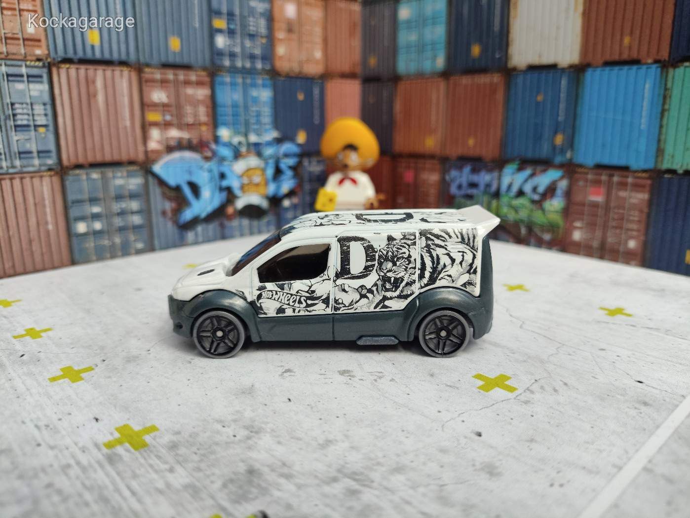 Hot Wheels HW Ford Transit Connect