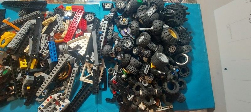 Eredeti lego 1680g lego technic elemek