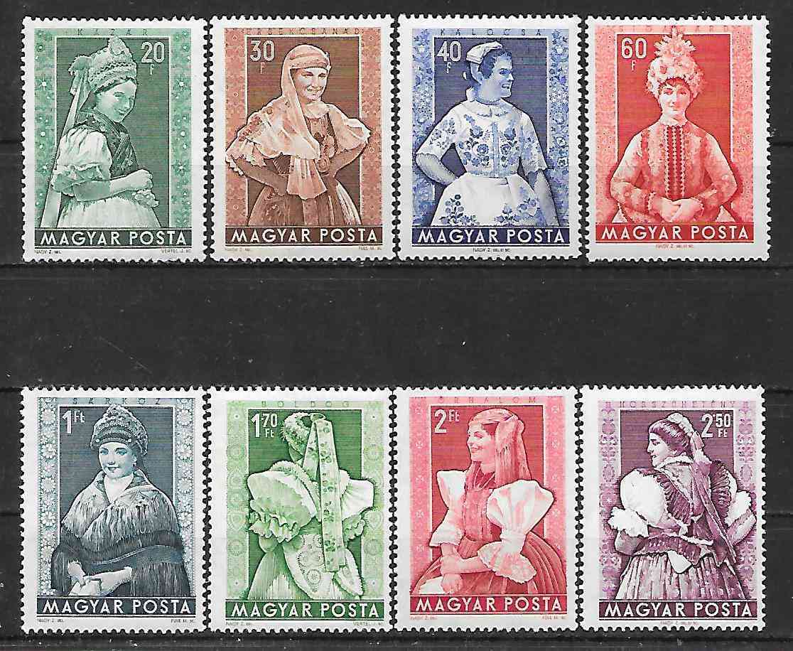 1953 . Népviseletek  I. sor  ( 6 000 )