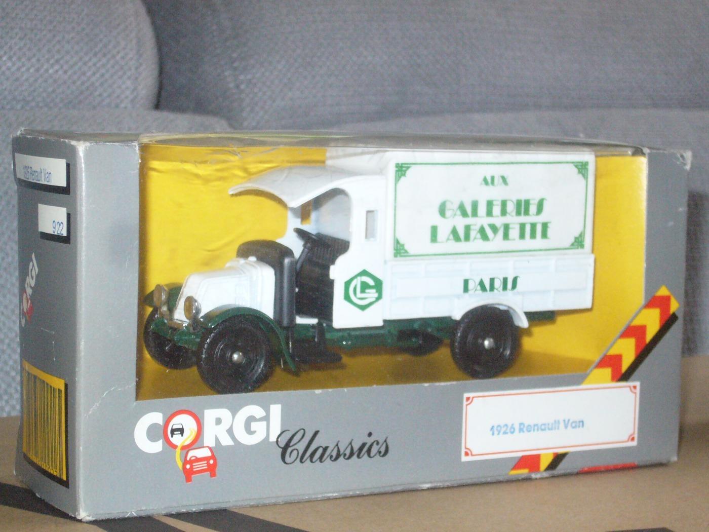 CORGI Classic Renault van teherautó  -   Matchbox