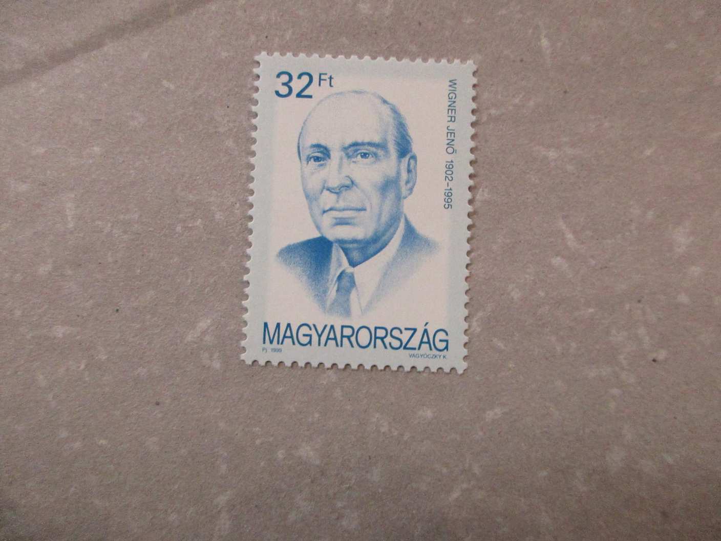 1999.  Nobel díjas magyar tudósok**