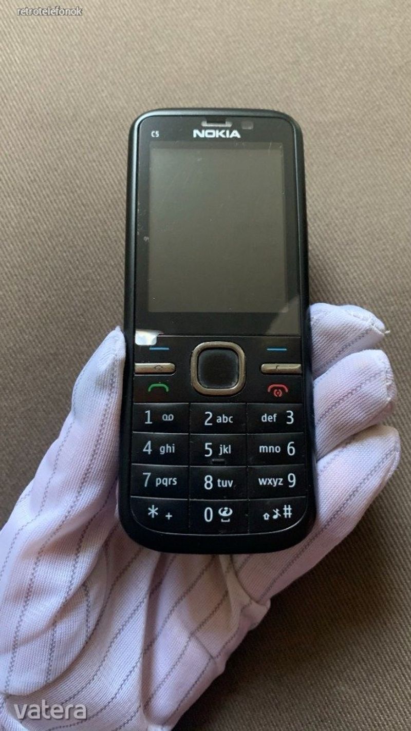 Nokia C5-00 - független