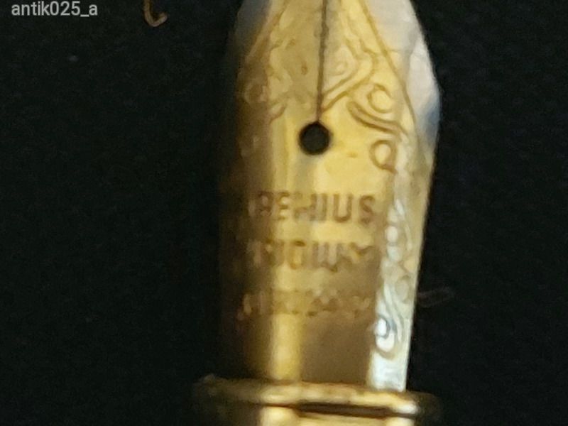 Pierre Cardin töltőtol