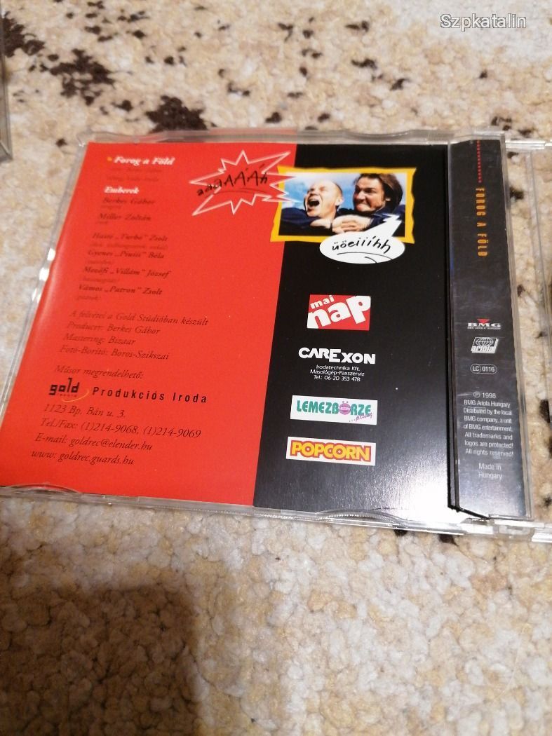 CD - Emberek: Forog a Föld