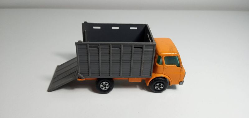 Matchbox Cattle Truck