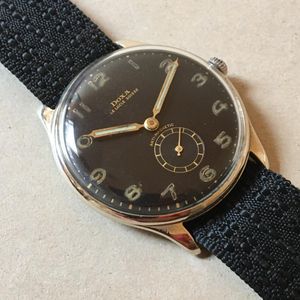 Doxa karóra 1945