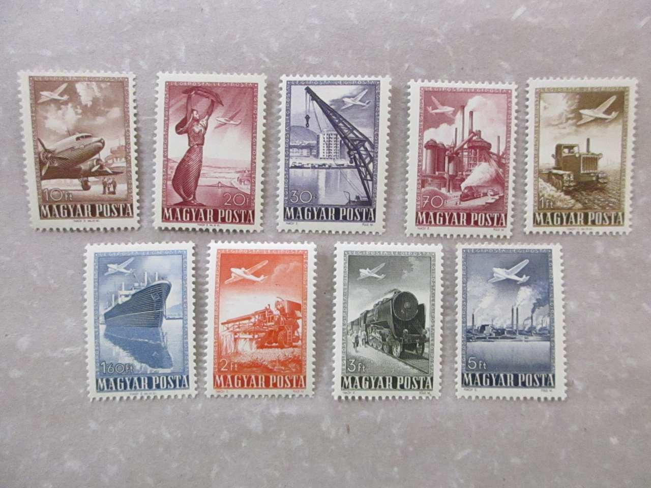 1950.   Repülő**