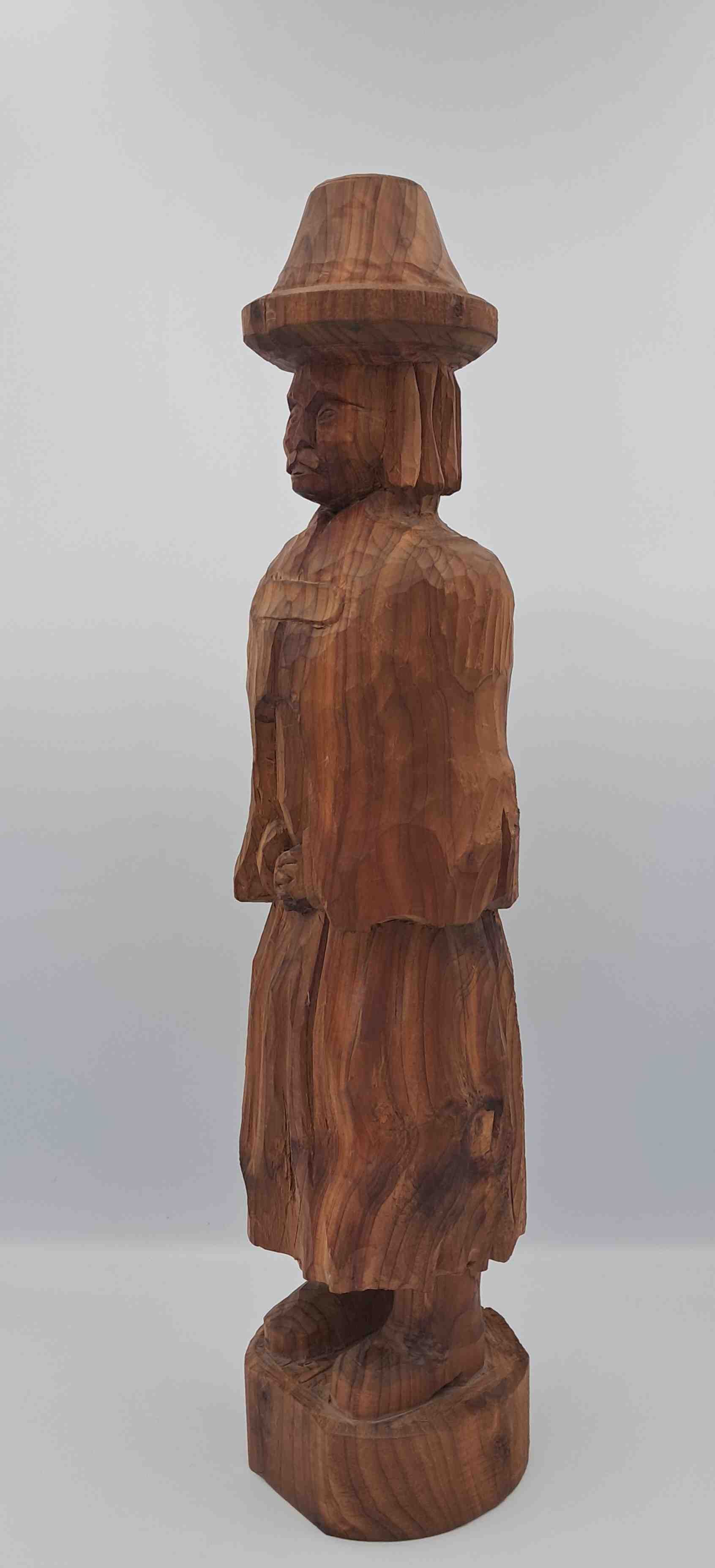 Népi faszobor