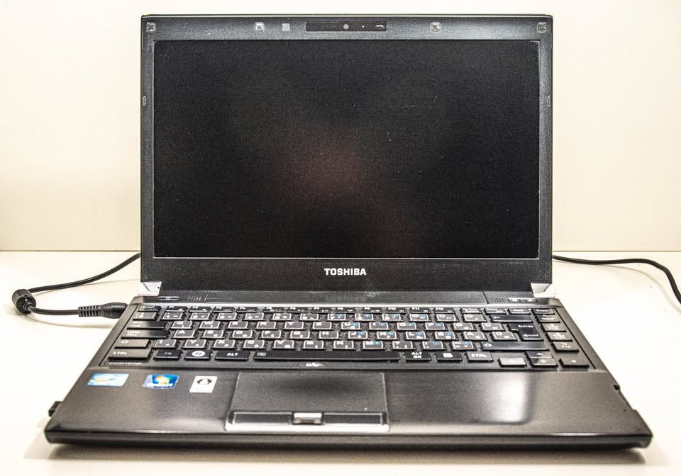 TOSHIBA notebook - Intel Core i5-2450
