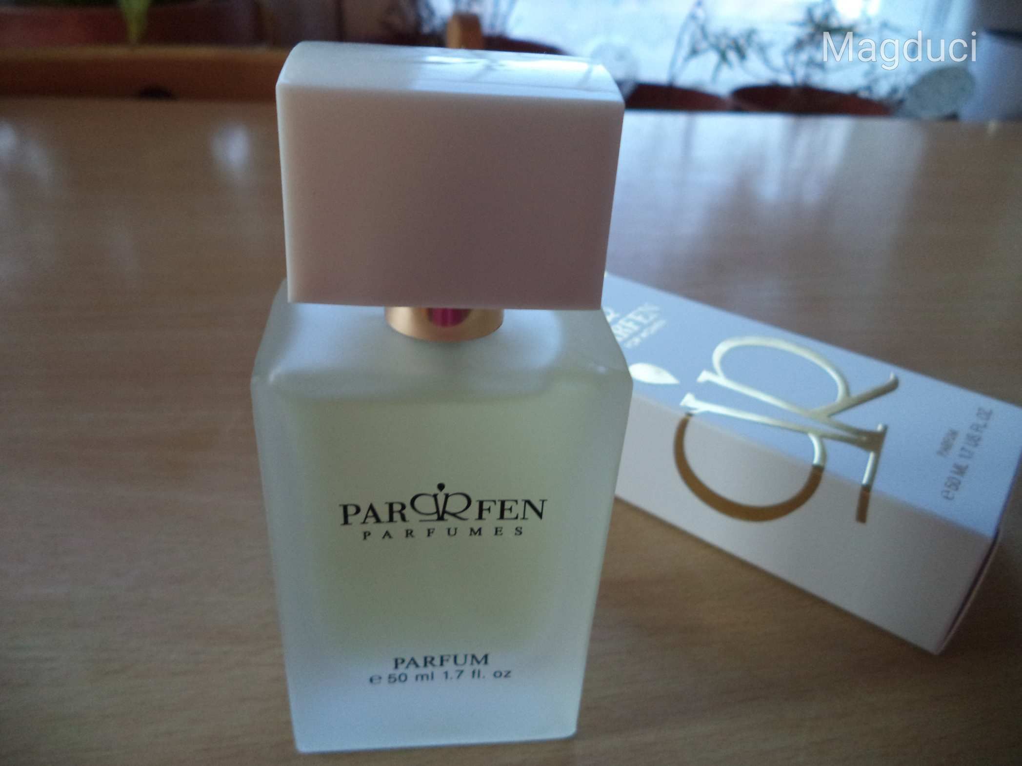 Parfen 905