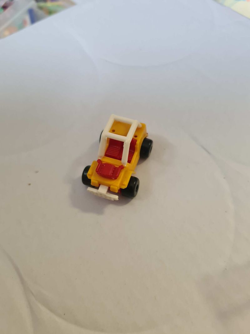 Régi kinder kockalámpával