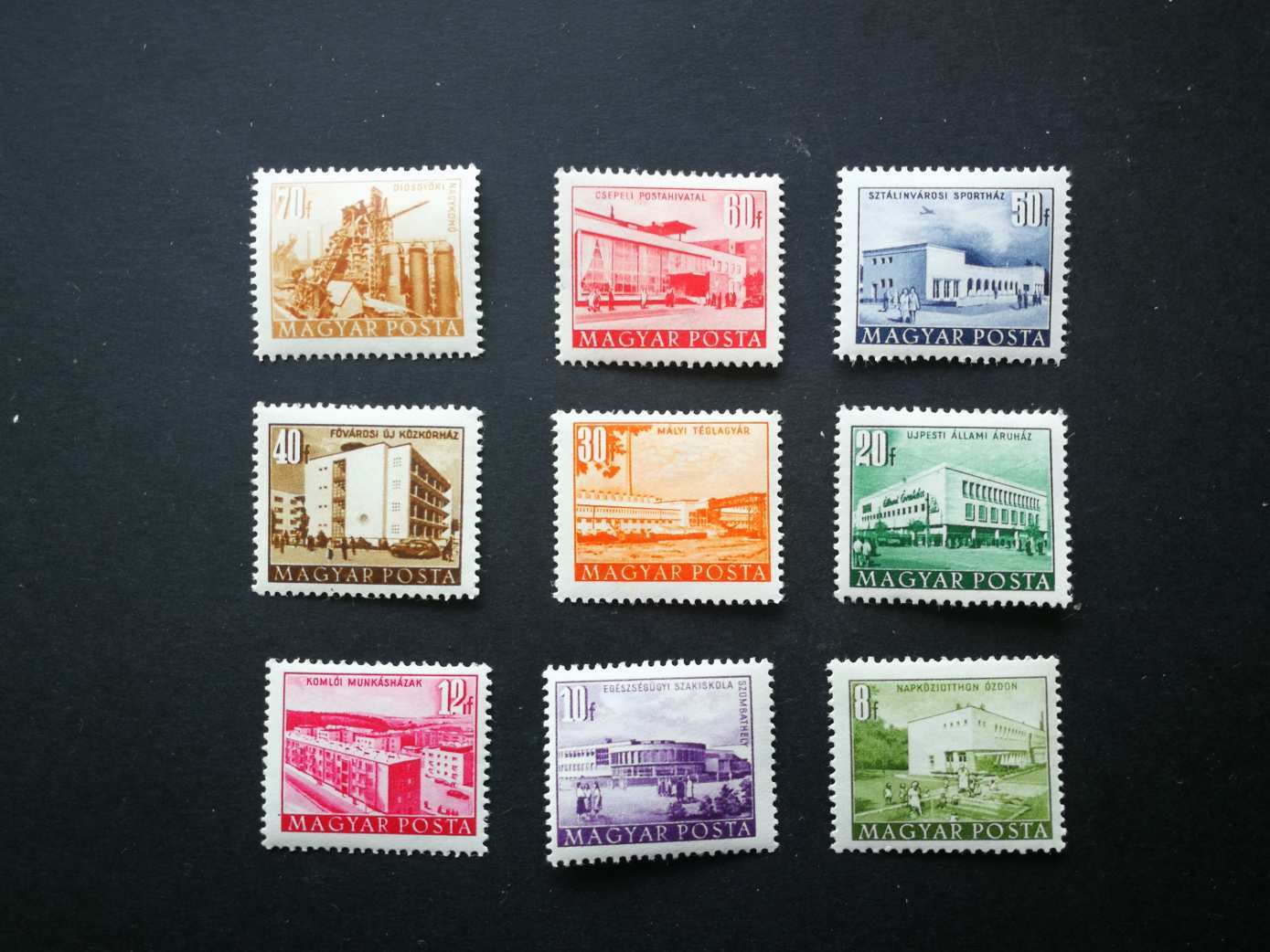 Magyarország 1953 Épületek falcos kat. ár min. 3600 Ft H