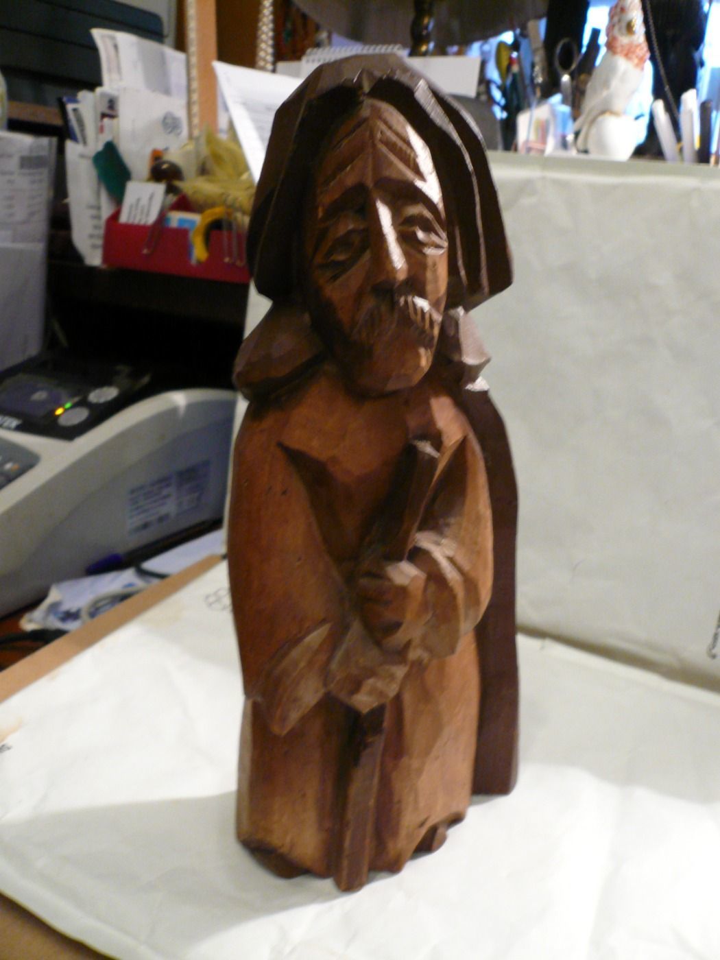 Faragott fa vándor figura