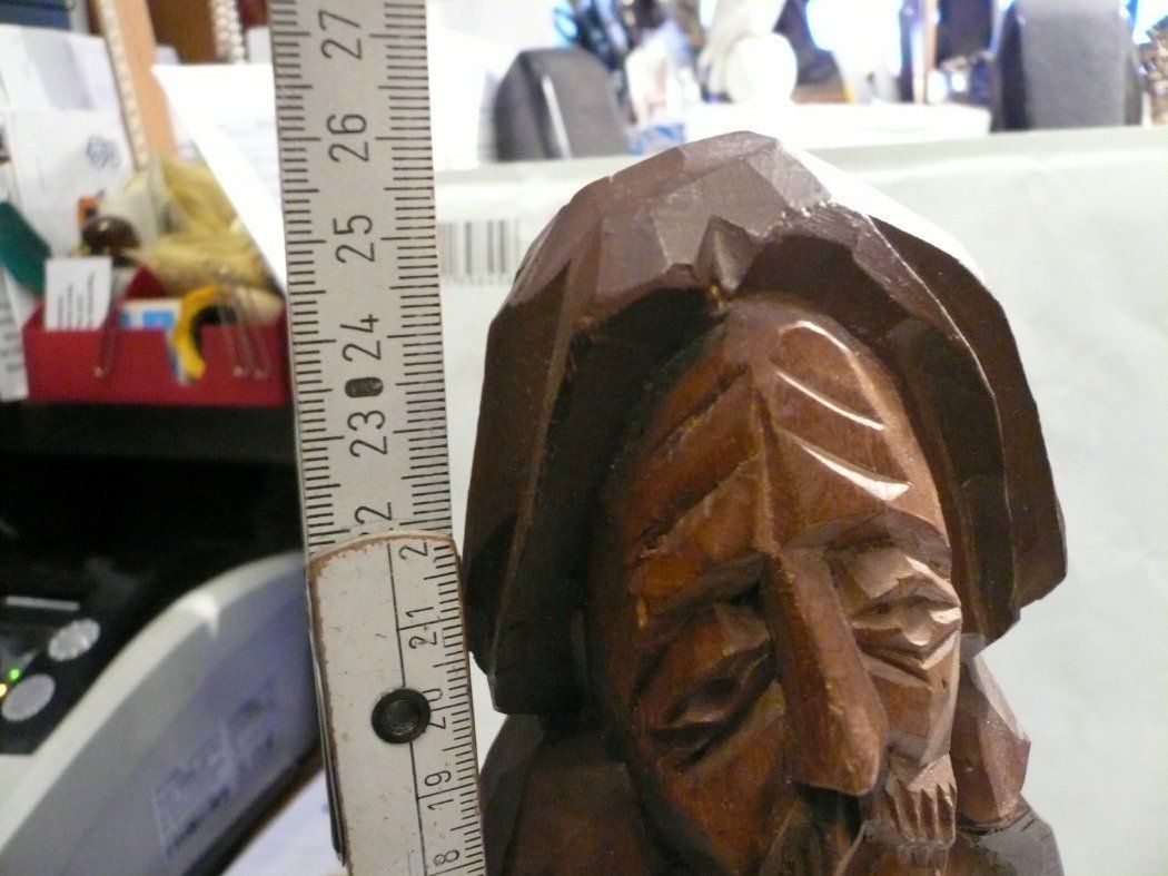 Faragott fa vándor figura