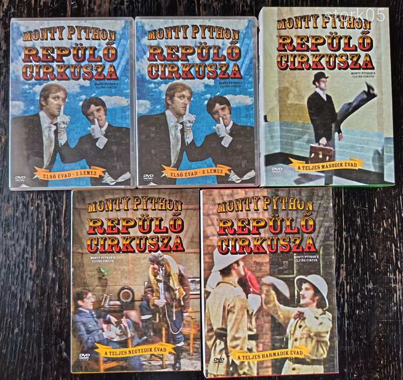 Monty Python Repülő Cirkusza 1-2-3-4. évad 7 DVD Bontott, karcmentes