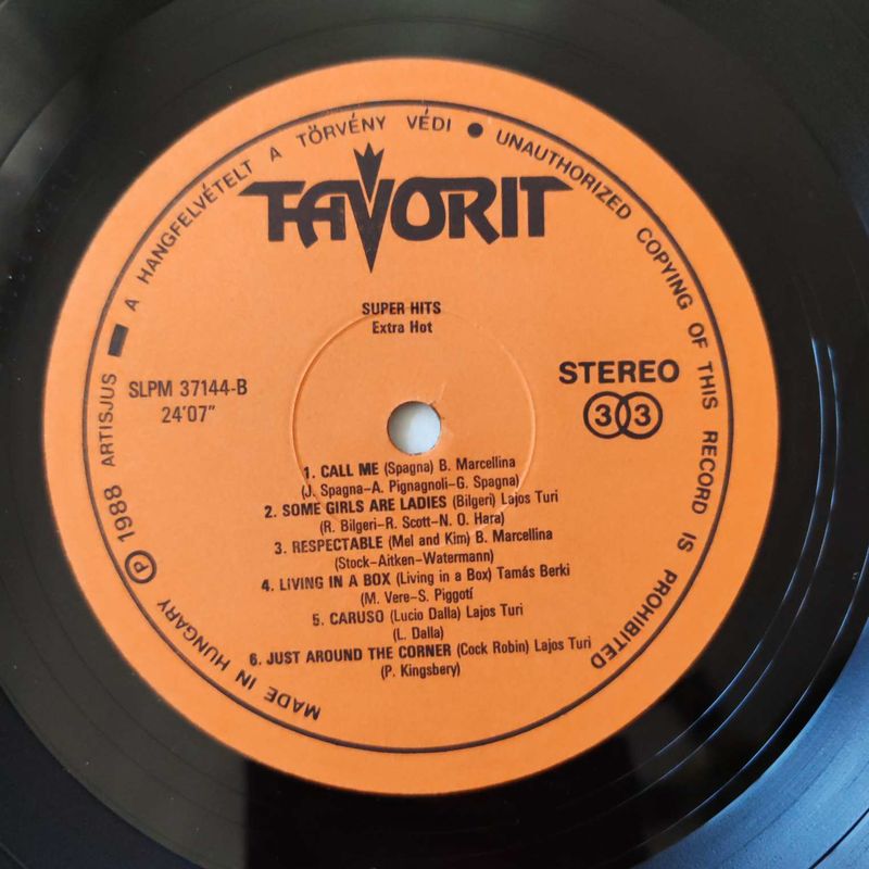 Super Hits - Extra Hot SLPM 37144