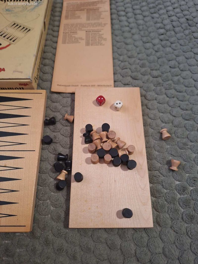 Backgammon  oszábla