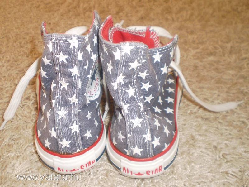 CONVERSE KÉK,CSILLAGOS TORNACIPŐ