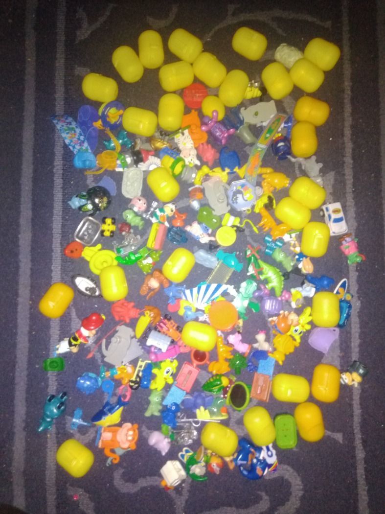 200 ////// KINDER JÁTÉK CSOMAG !!!