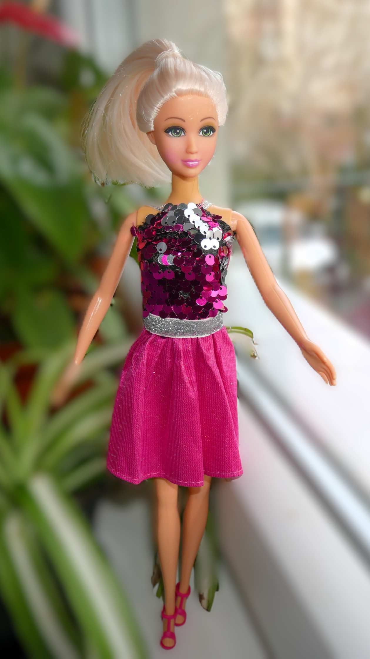 Barbie típusú  baba