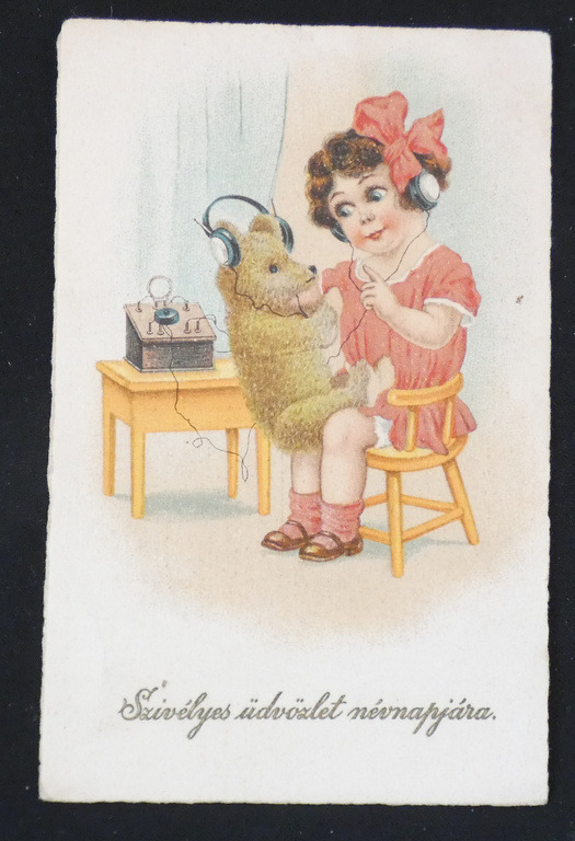 Névnapi képeslap macival, rádióval