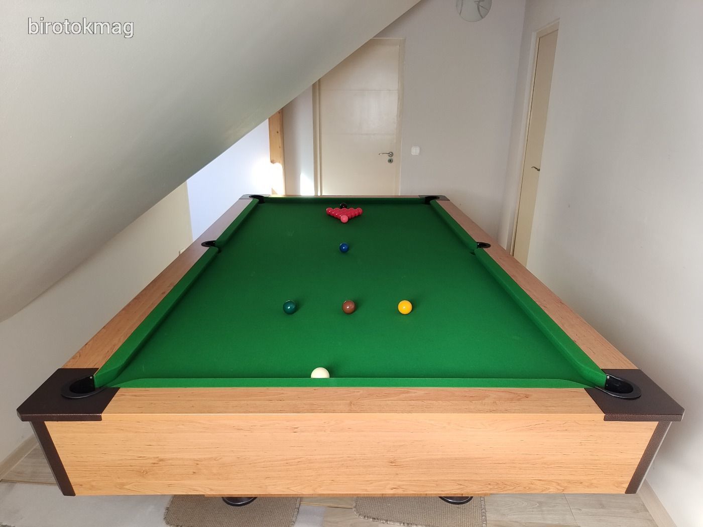 Snooker asztal - 9 láb