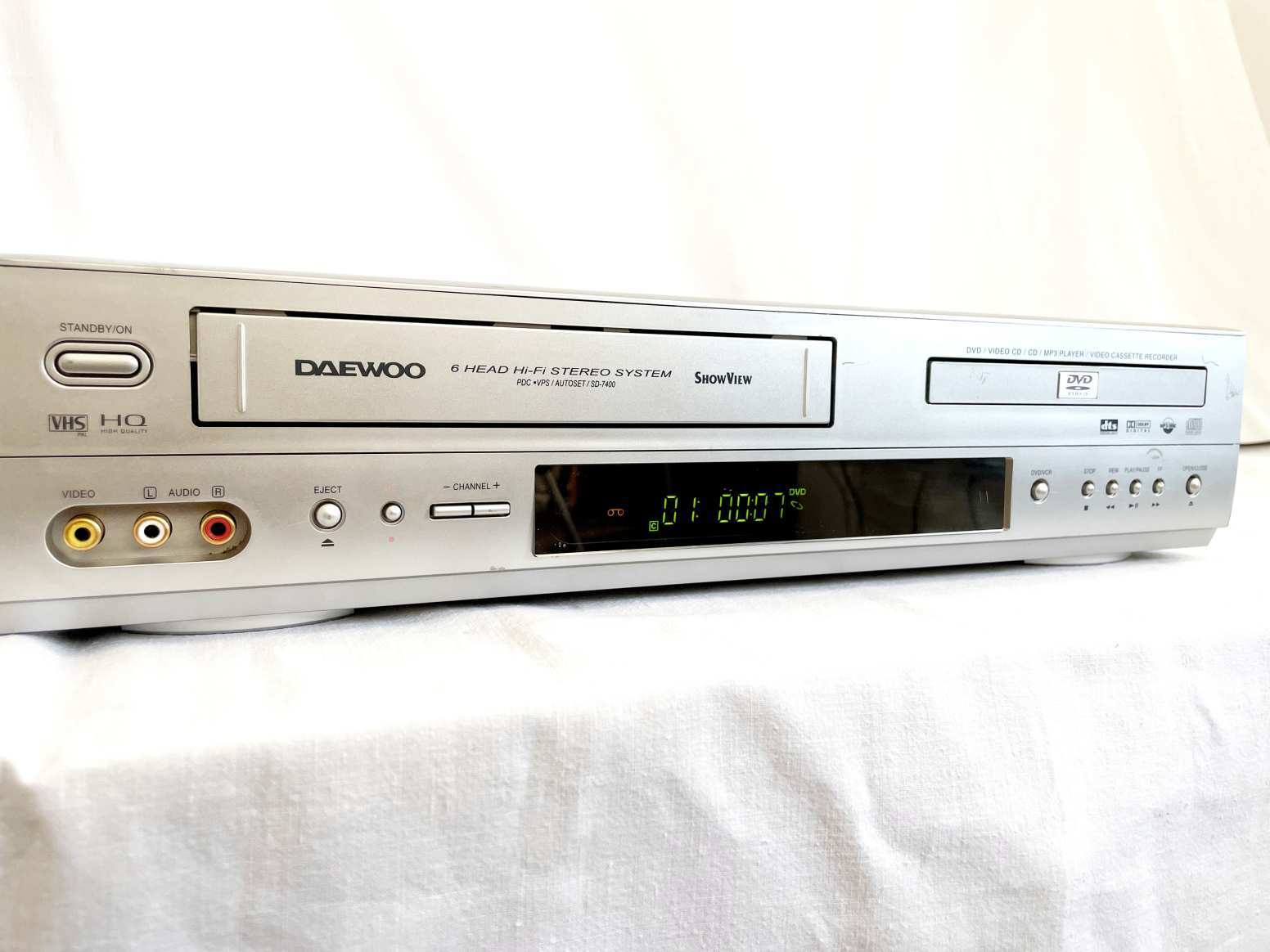 PIONEER LD PLAYER LD-V17 - PIONEER LASERDISC LEJÁTSZÓ japán
