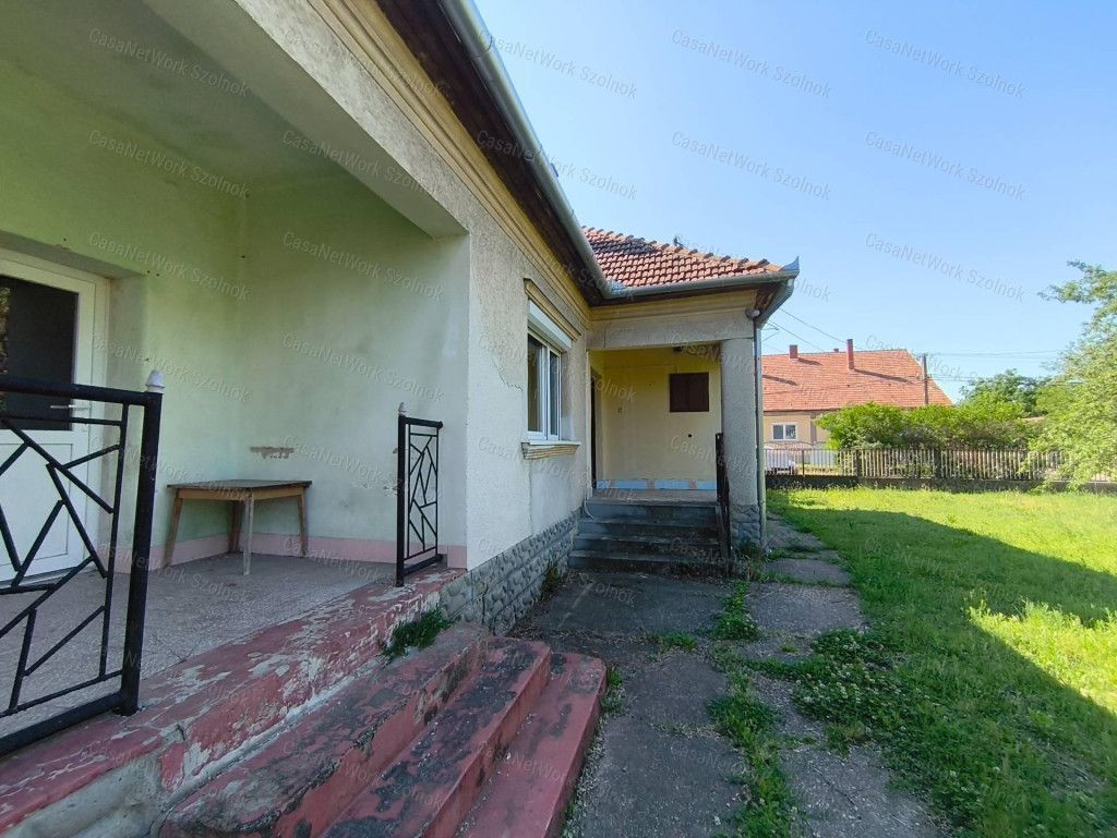 Családi ház Abony