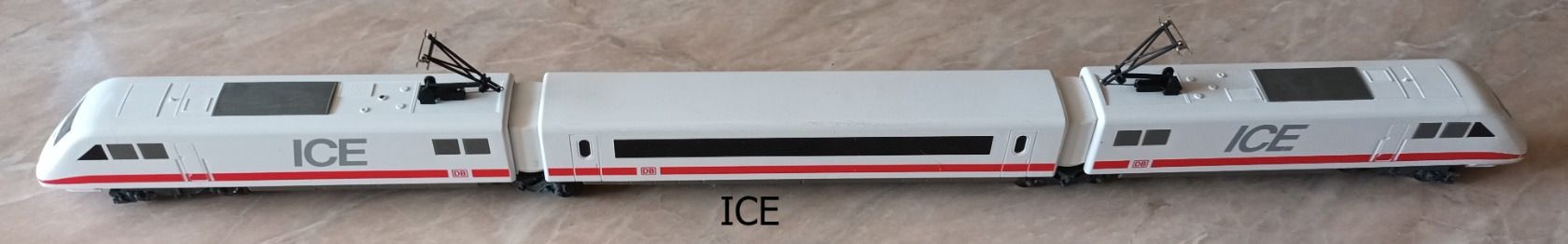 H0 ICE vonat
