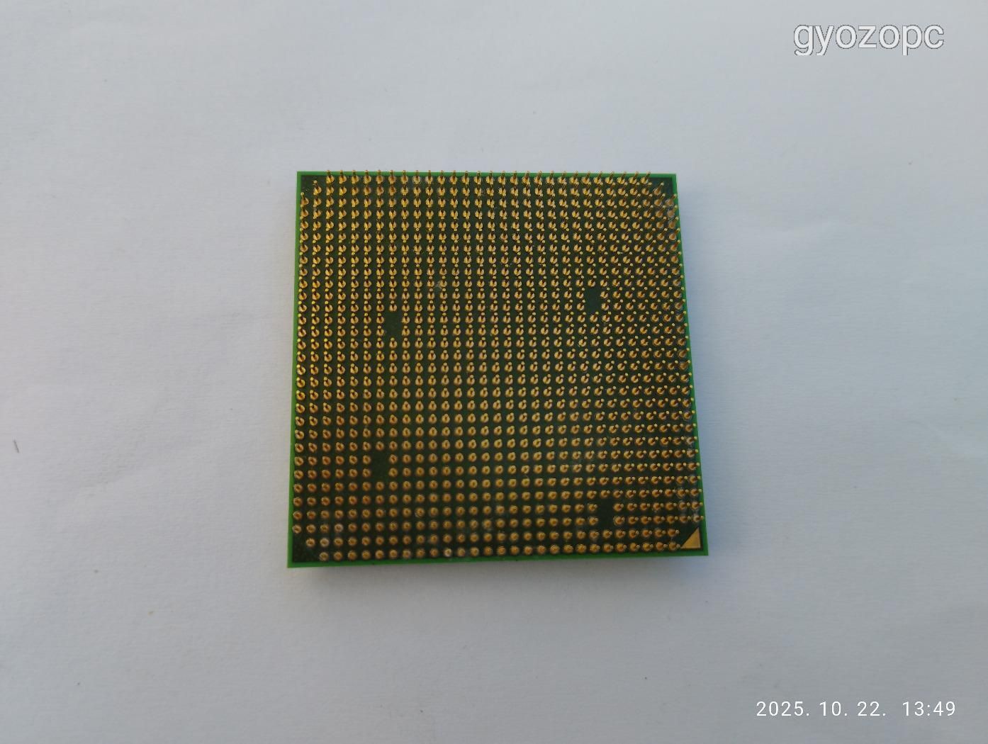 AMD Phenom X3 8750 (HD8750WCJ3BGH) socket AM2+ processzor.
