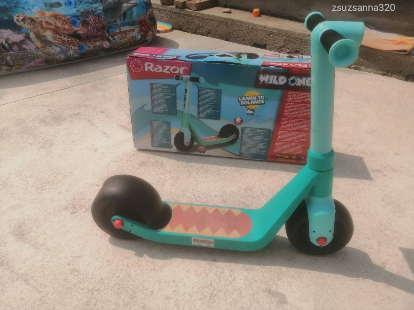 Razor roller szinte új 2-5évesnek