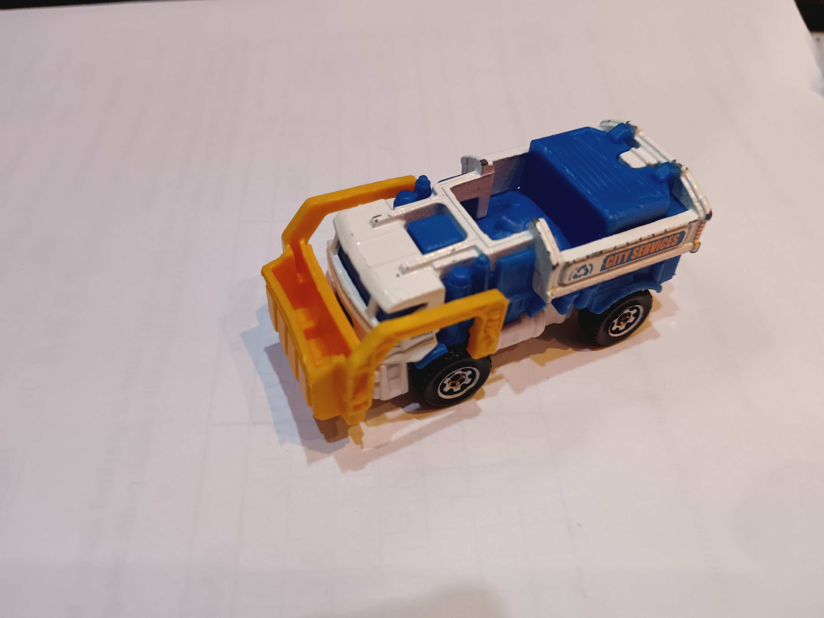 Matchbox  _  Garbage Gulper
