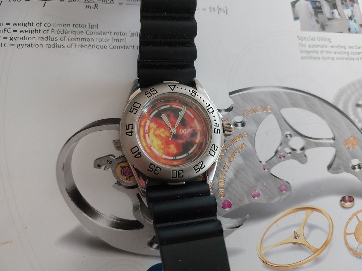 James Bond 007 quartz karóra