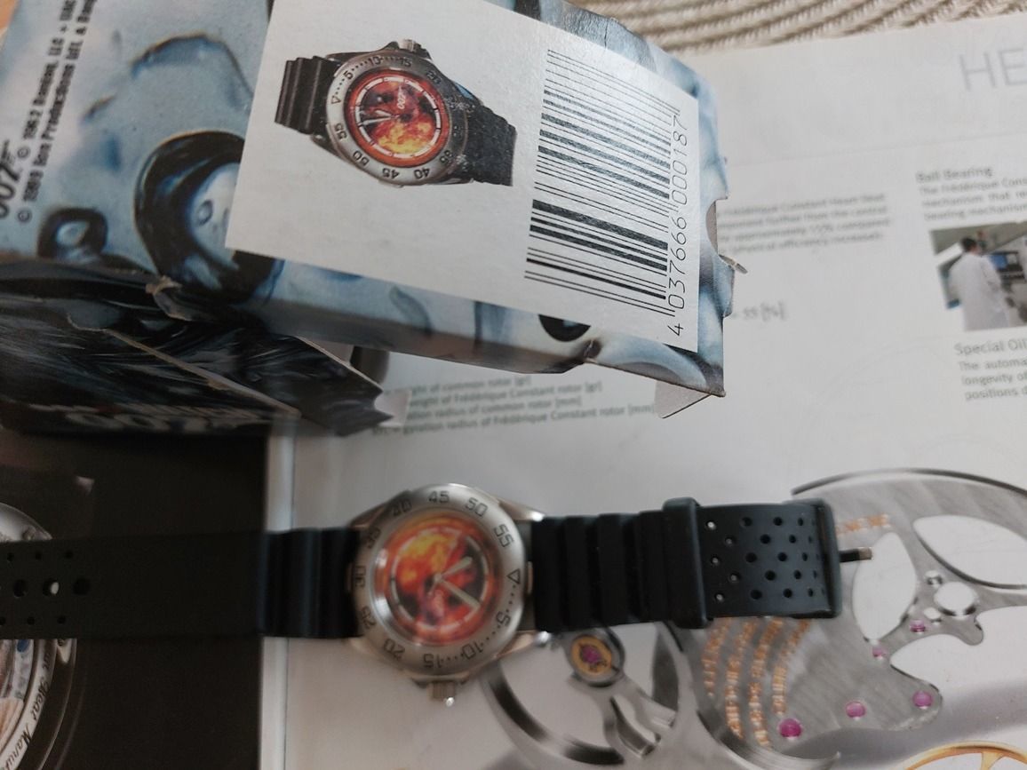 James Bond 007 quartz karóra