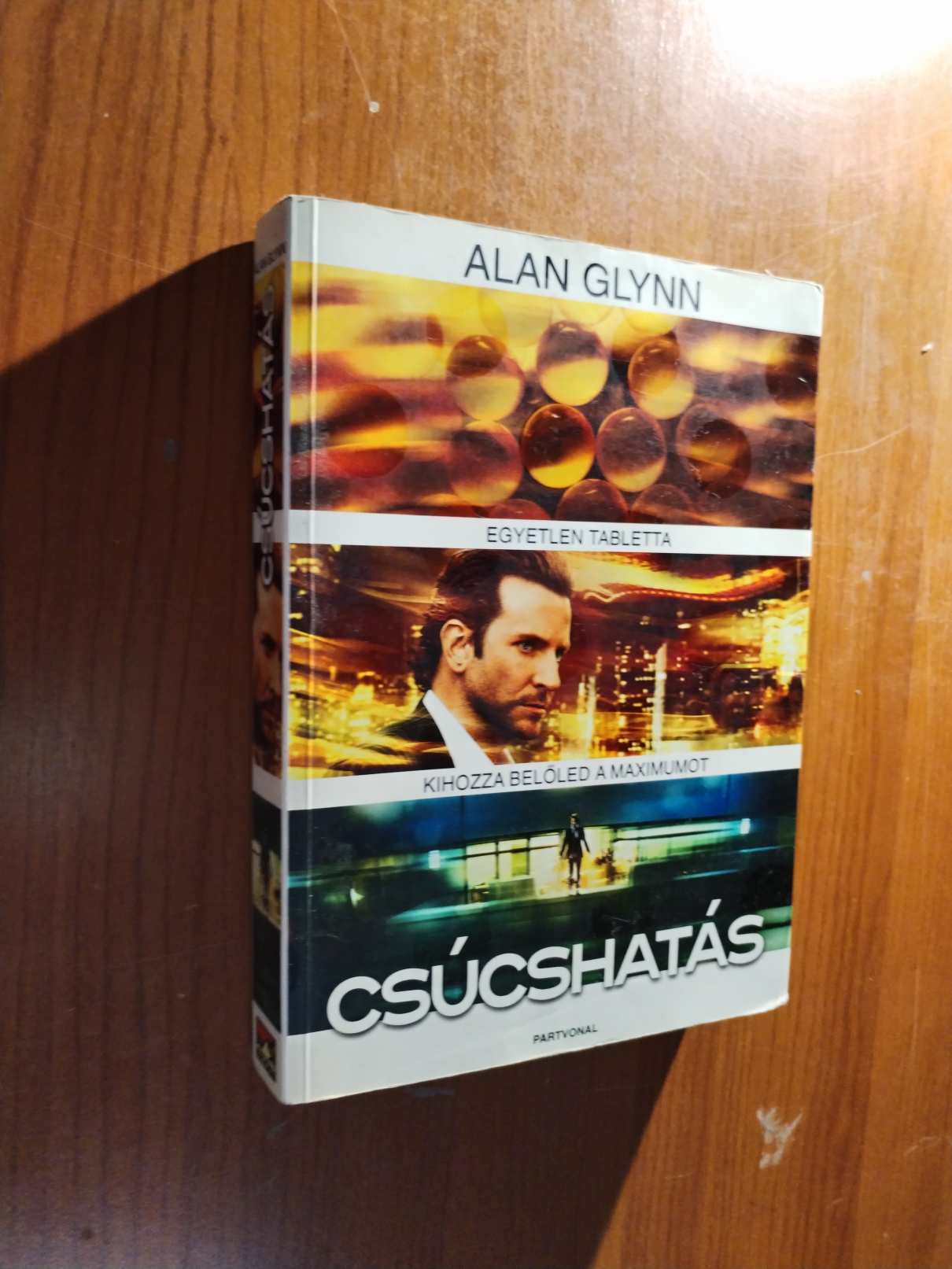 Alan Glynn: Csúcshatás (*511)