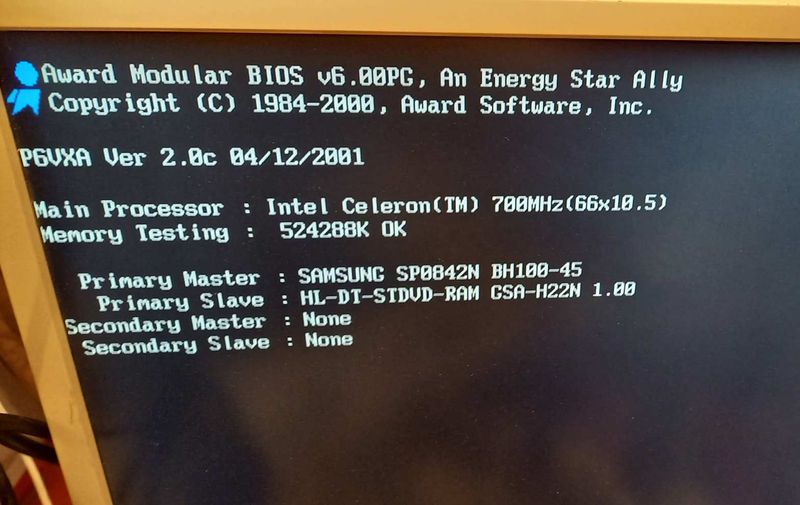 Intel Celeron 700MHz Coppermine Socket 370 SL4P8 CPU processzor retro TEST OK
