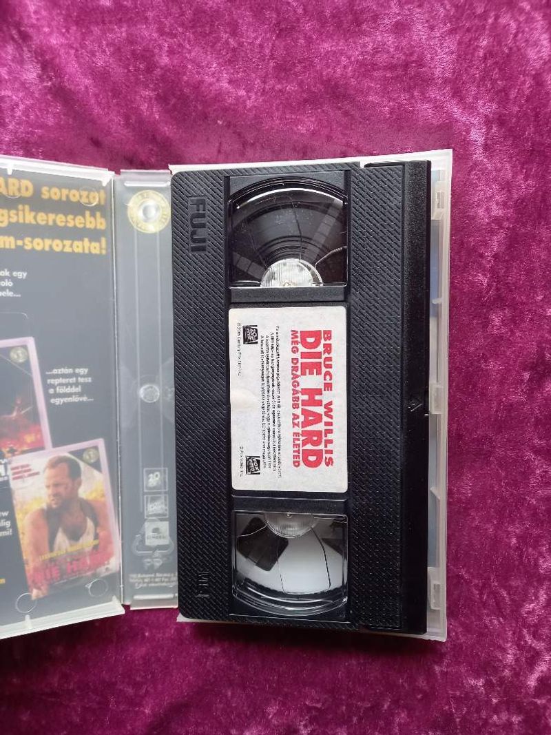 Die Hard 2 - Még drágább az életed VHS