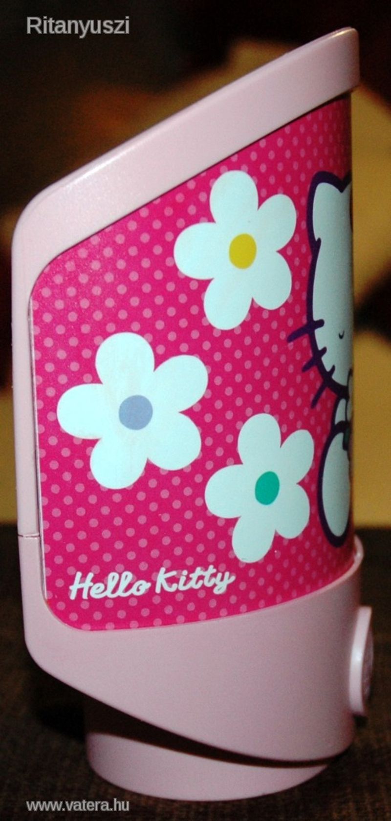 Hello Kitty falilámpa