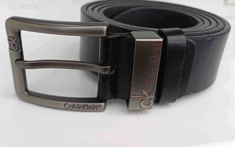 Calvin Klein öv